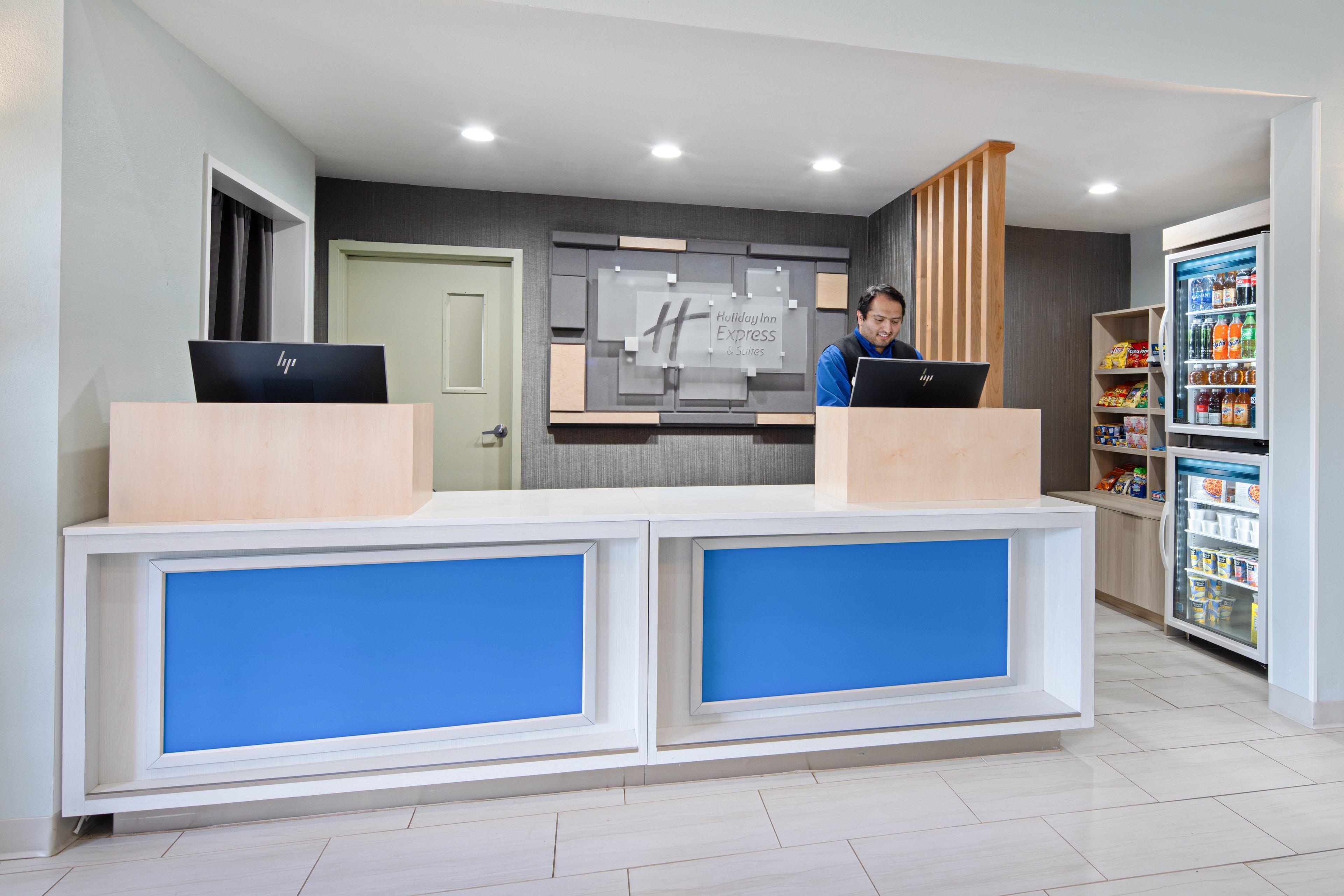 Holiday Inn Express & Suites Watsonville By Ihg Экстерьер фото